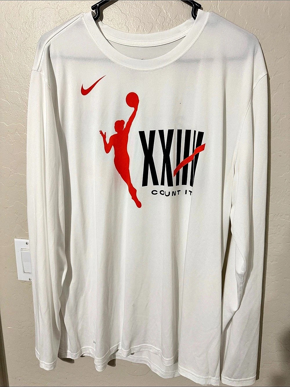Nike Count It Long Sleeve Graphic Tee in White